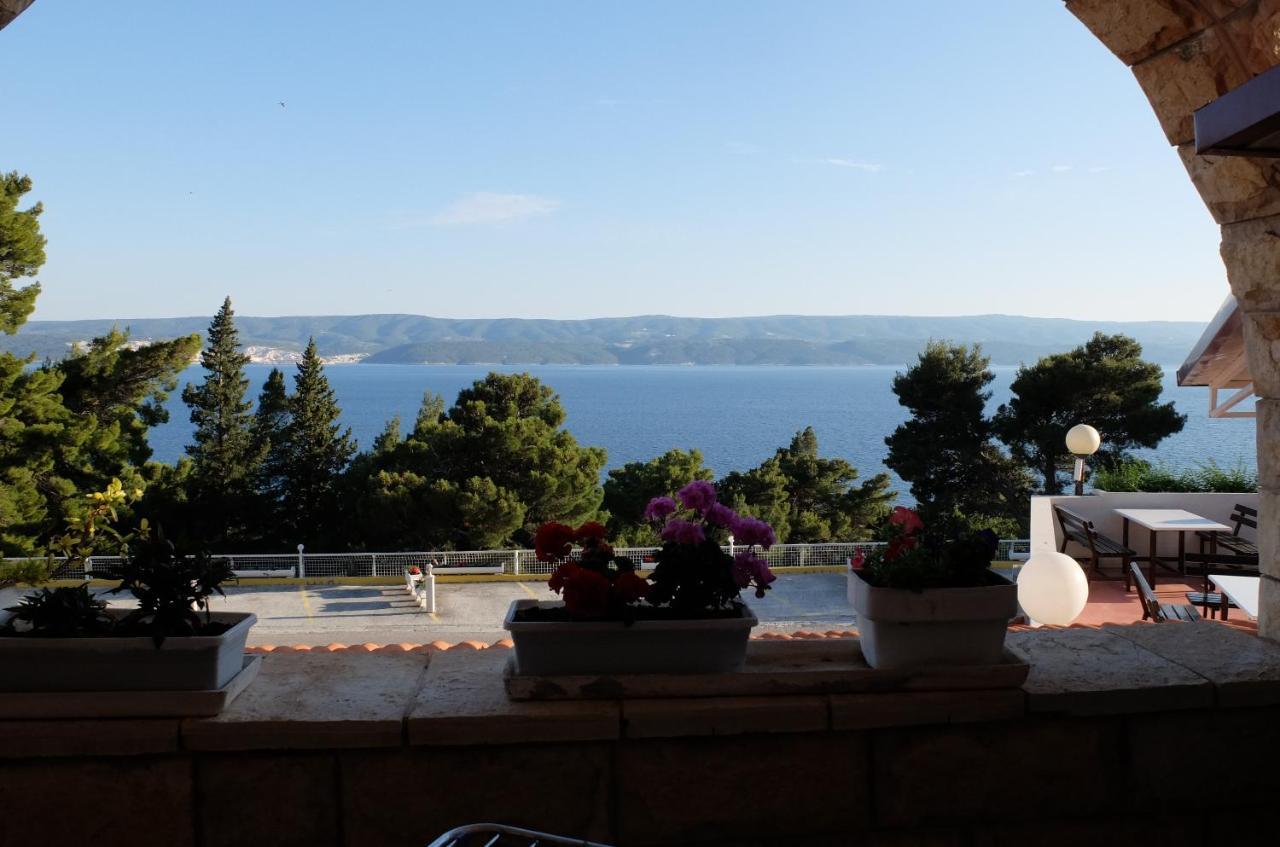 Villa Ljetni San Омиш Экстерьер фото